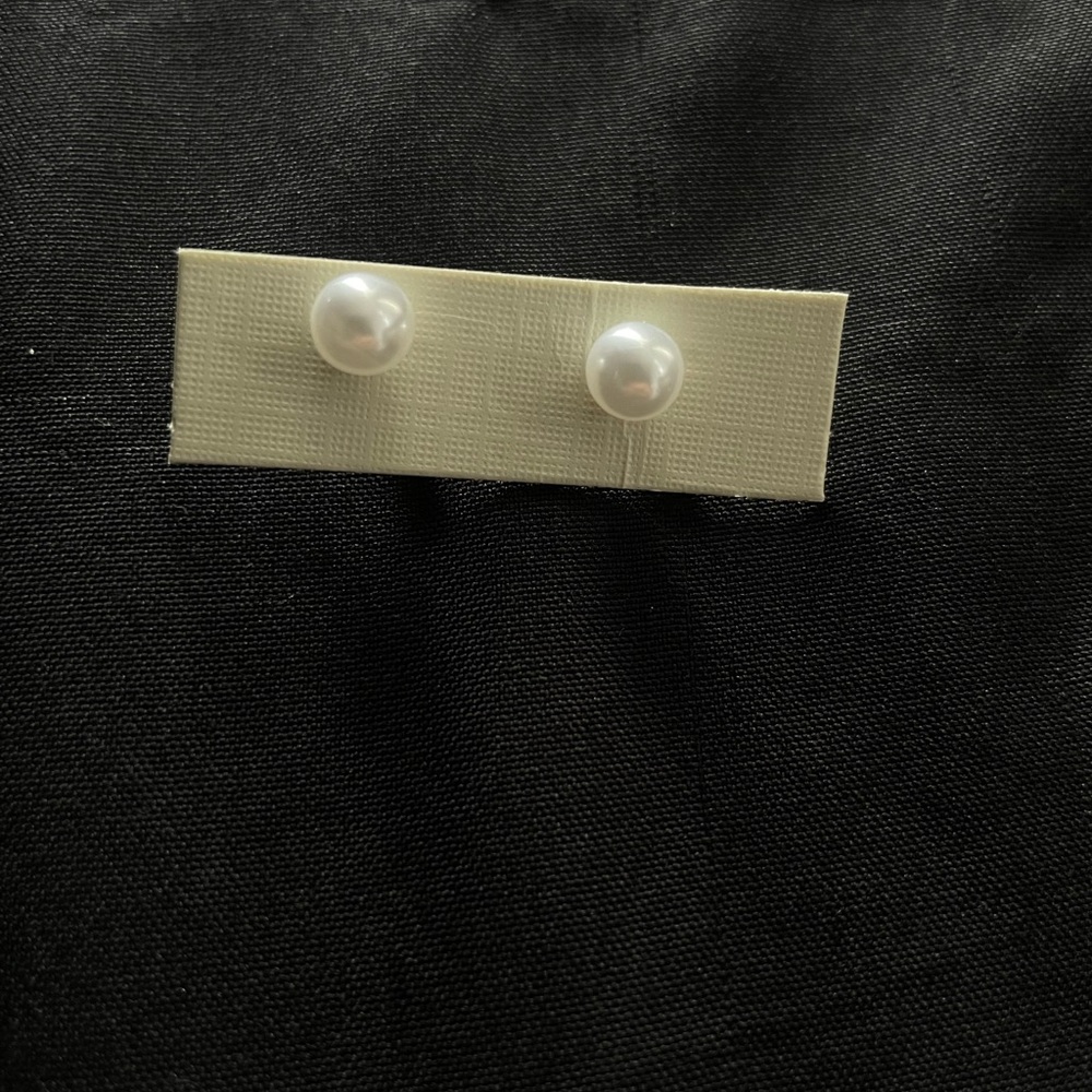 Elegant Pearl Stud Earrings